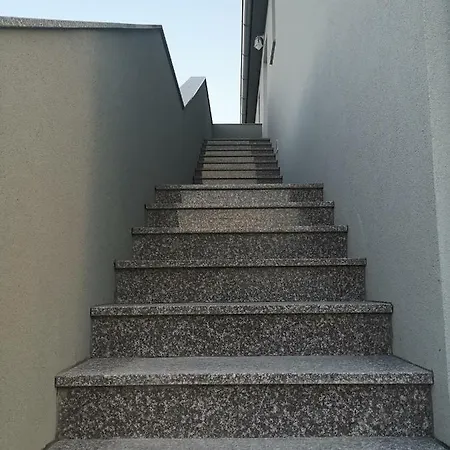 Stinjan: Modern Relaxing Apartament