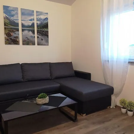 Stinjan: Modern Relaxing Apartment
