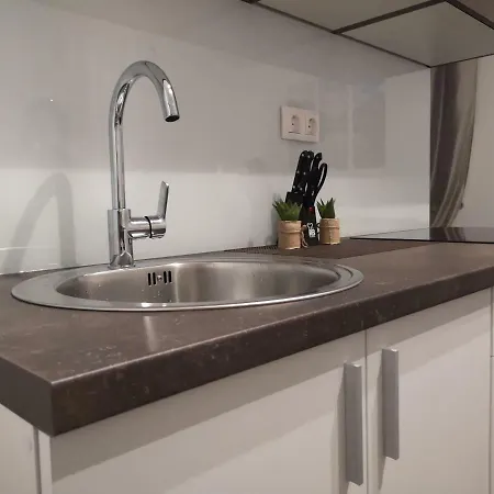 Appartamento Stinjan: Modern Relaxing Pola